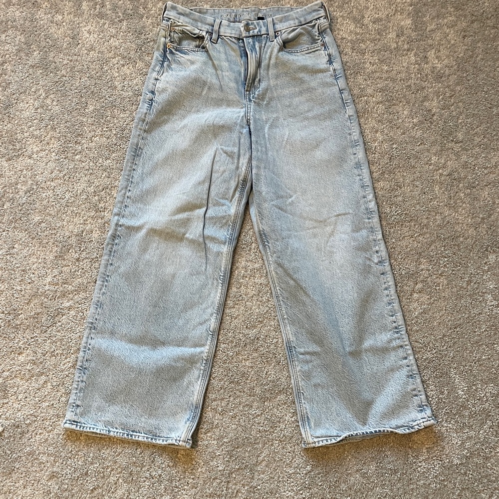 American Eagle jean wide leg..size 10 short